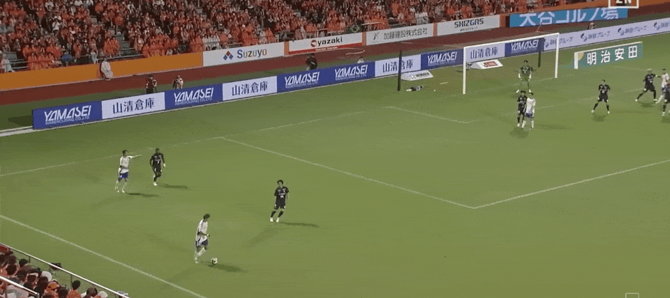 mk体育官网-日职联半场：大卫、角田涼太朗破门，横滨水手2-0清水心跳