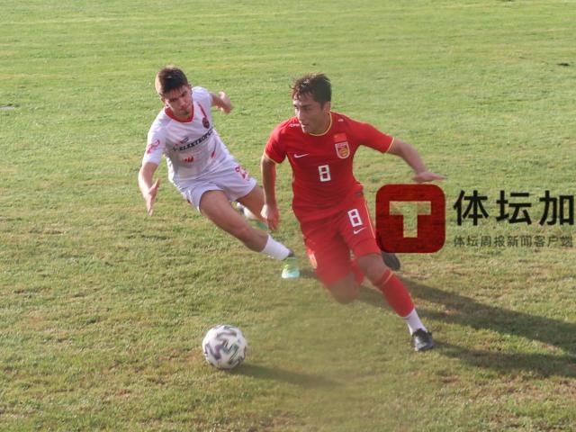 mk体育官网-最佳射手阿卜杜肉苏力：对抗下处理球能力得到提升