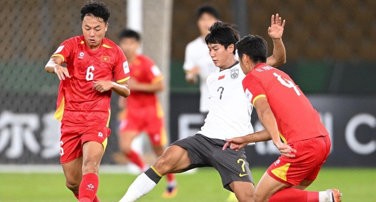 mk体育官网-从饱受质疑到一战成名，22岁国足新星用进球完成救赎，武磊接班人